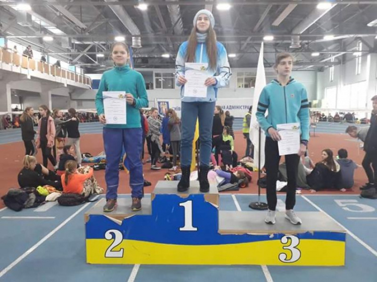 Юные криворожские легкоатлеты вернулись с Чемпионата Украины по двоеборью (ФОТО)