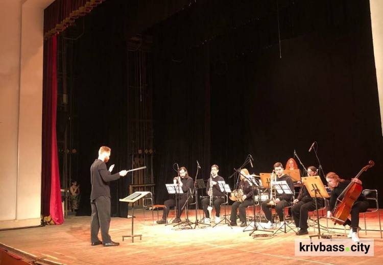 "Пісні вугілля і сталі" - у Кривому Розі музиканти презентували сучасний урбаністичний музичний проєкт