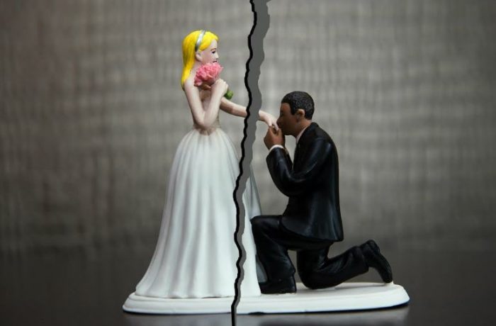 розлучення з іноземцем, фото ілюстративне