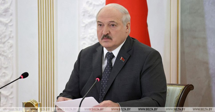 Лукашенко вимагає підключити білорусь до переговорів між Україною та рф