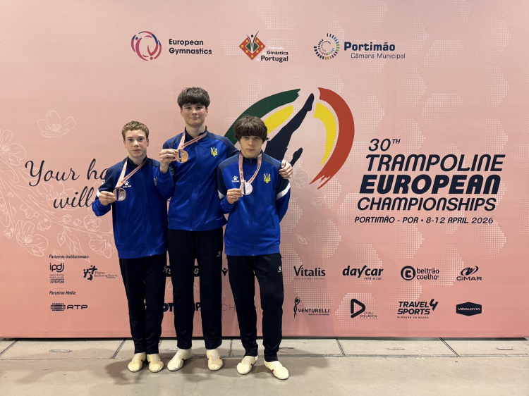 фото виконкому Металургійної районної в місті ради