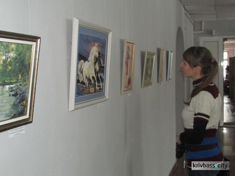 В Кривом Роге открылась выставка вышитых картин мастериц из разных регионов Украины (ФОТОРЕПОРТАЖ)