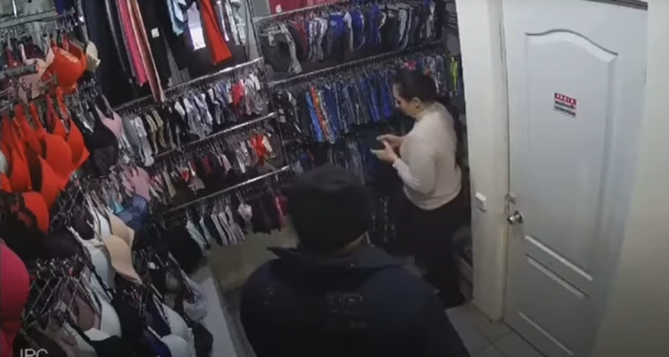 У Кривому Розі чоловік намагався зґвалтувати продавчиню магазину