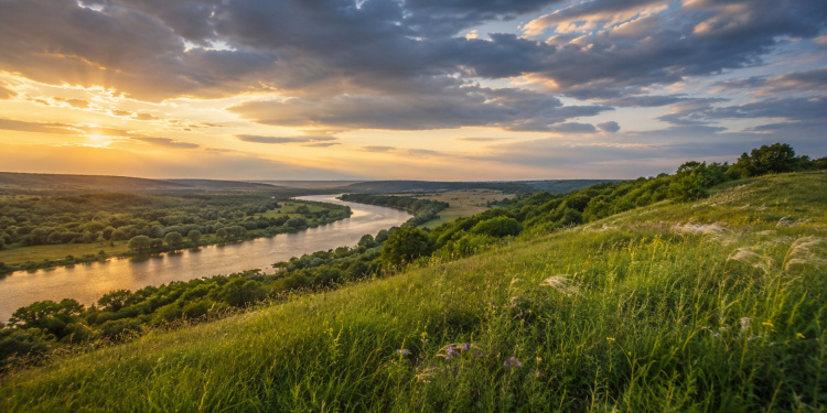 Спека зміниться грозами: прогноз погоди в Україні на тиждень - фото з відкритих джерел