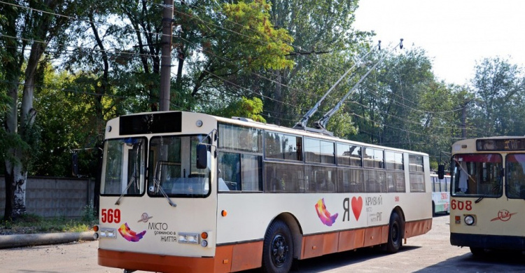 На маршруты Кривого Рога выехали ещё два обновлённых троллейбуса (ФОТО)