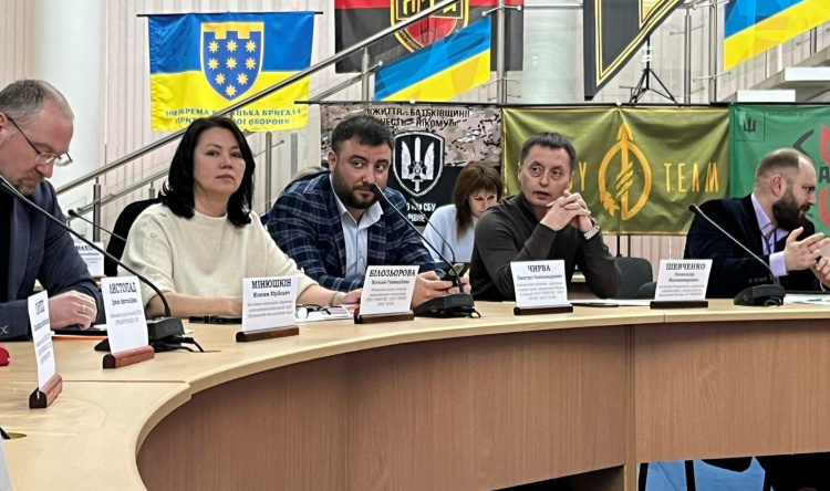 Дотримуючись стандартів відкритості: фахівці об’єднаного ГЗК звітували на обласній нараді з питань екології