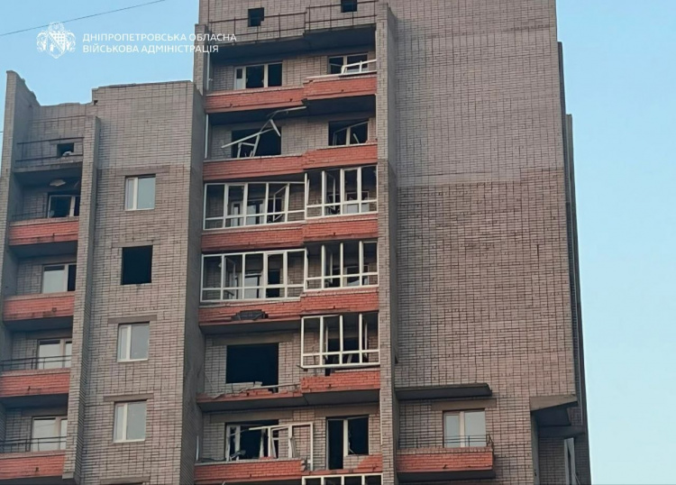 Росіяни обстріляли Дніпропетровщину: влучили по критичній інфраструктурі та будинках