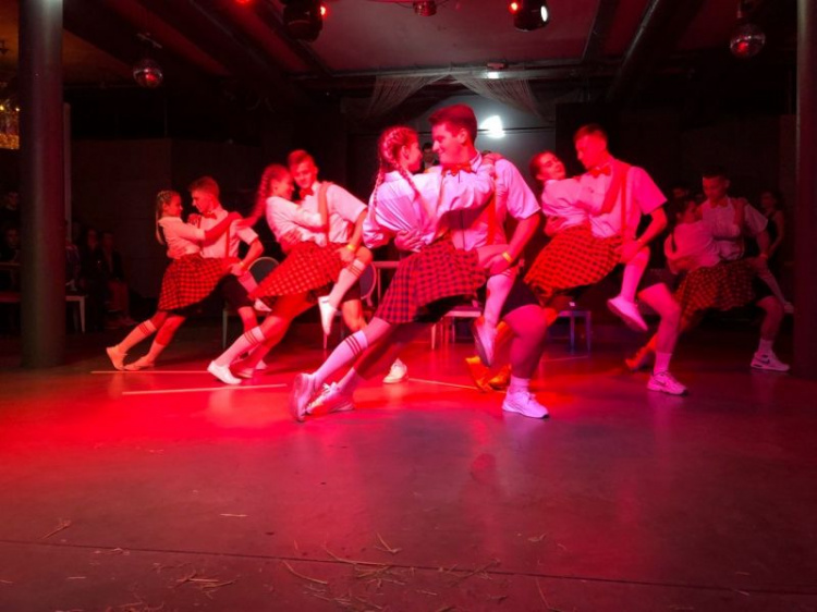 Криворожские студенты выбороли Гран-при в танцевальном батле в Днепре