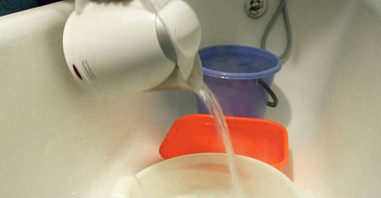 Запасись заранее: завтра в Кривом Роге отключат воду (адреса)