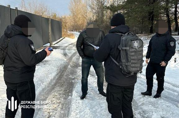 Будував власний дім руками підлеглих: правоохоронця з Дніпра судитимуть