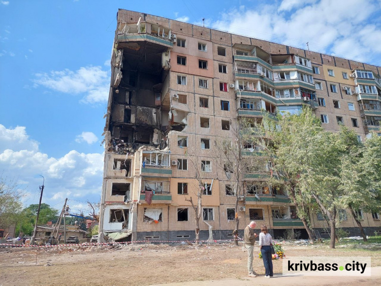 Більше 2 тисяч квартир пошкоджено у Кривому Розі через ракетну атаку росіян: подробиці