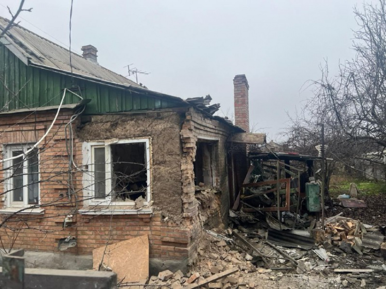 Чергові атаки на прифронтову Дніпропетровщину: зруйнована інфраструктура та приватні оселі