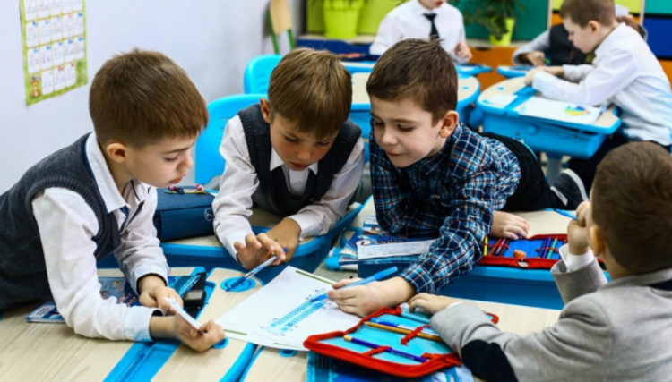 «Пакунок школяра», фото з відкритих джерел 