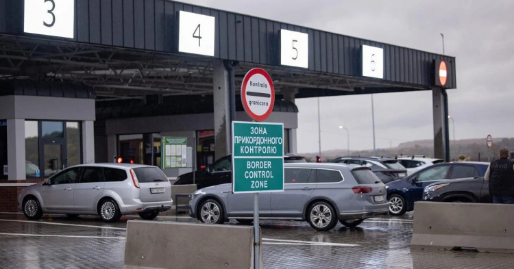 Українка проти «ватніка» у вишиванці: історія, що підірвала соцмережі