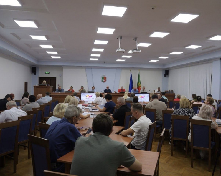 Від лікування до відновлення житла: хто з криворіжців отримає виплати у серпні