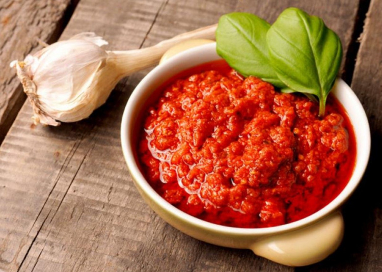 Секрети приготування ідеальної аджики своїми руками - фото з відкритих джерел