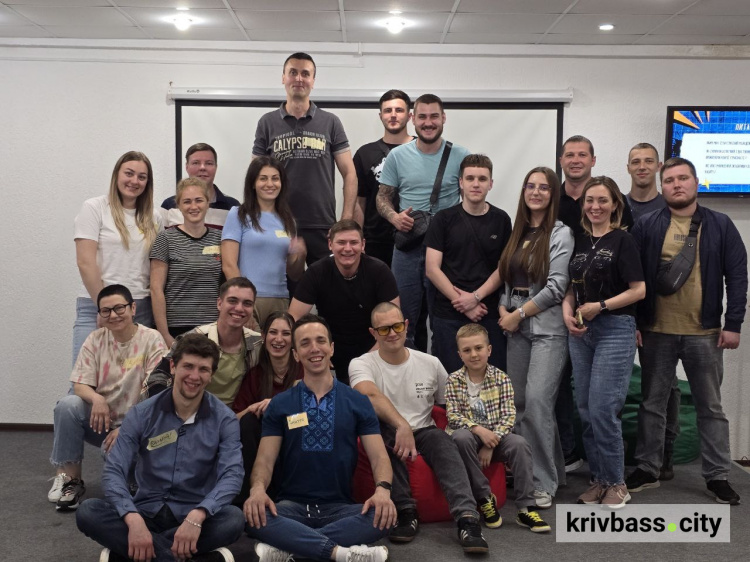 Волонтерство, навчання, спорт: у Кривому Розі молодь Метінвесту підбила підсумки за 2025 рік