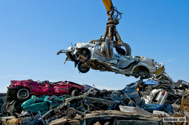 Україна втрачає мільярди через експорт брухту — чому це стало можливим