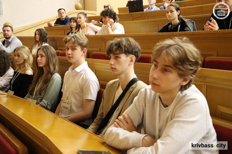 Вступна кампанія: як діти і молодь з ТОТ можуть вступити до університетів у 2026 році