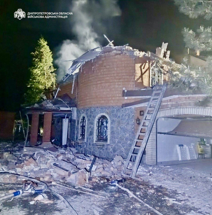 Наслідки російських обстрілів Дніпропетровщини - фото пресслужби Дніпропетровської ОВА