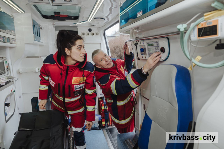 Нові машини швидкої допомоги, фото пресслужби ДОР
