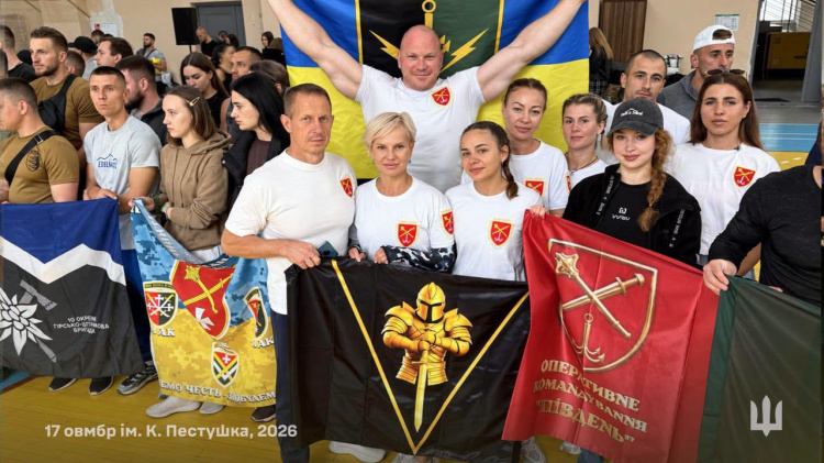 Випробування на силу та витривалість: військові 17-ї ОВМБр у складі команди ОК «Південь» вибороли призові місця на всеукраїнських змаганнях