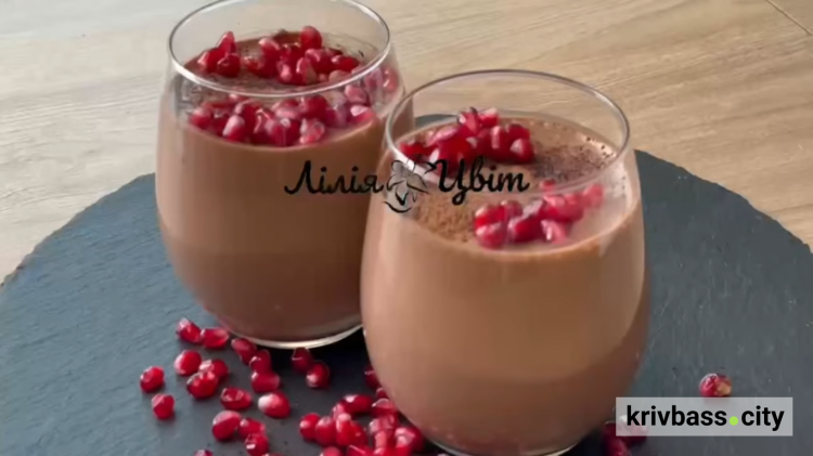 Кохання на смак: ніжний шоколадний десерт без випічки - фото скріншот з відео