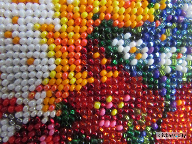 В Кривом Роге открылась выставка вышитых картин мастериц из разных регионов Украины (ФОТОРЕПОРТАЖ)