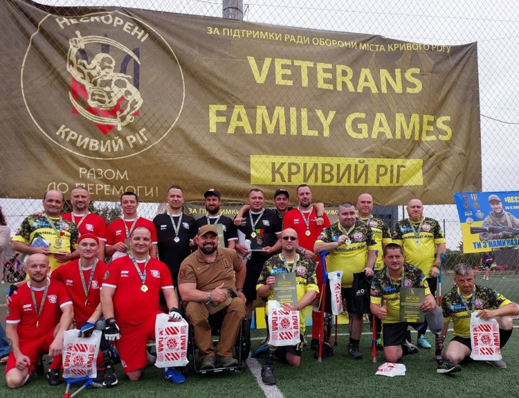 Вперше у Кривому Розі: в рамках змагань Veterans Family Games відбувся турнір з ампфутболу