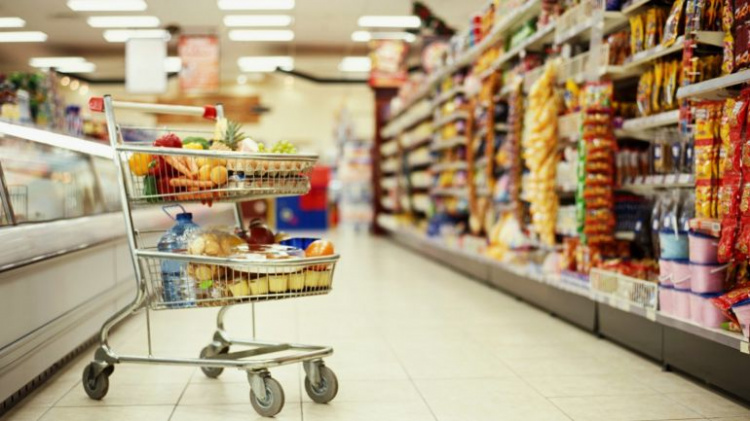 Як за рік змінилися ціни на продукти в супермаркетах України? Дослідження