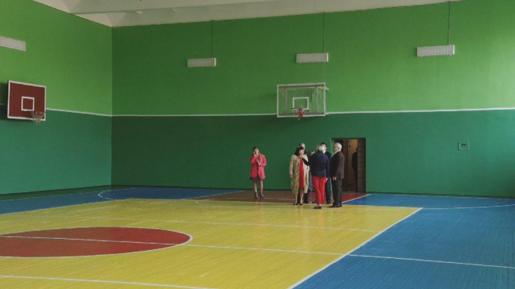 "Общественный бюджет" в действии: болеее тысячи школьников Кривого Рога получили обновленный спортзал