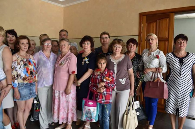 В одном из районов Кривого Рога прошёл концерт, посвящённый солдатским матерям (ФОТО)