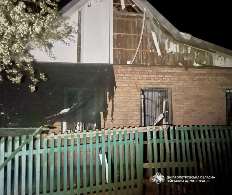 Під російський обстріл потрапив навчальний заклад на Дніпропетровщині: є поранені та руйнування 
