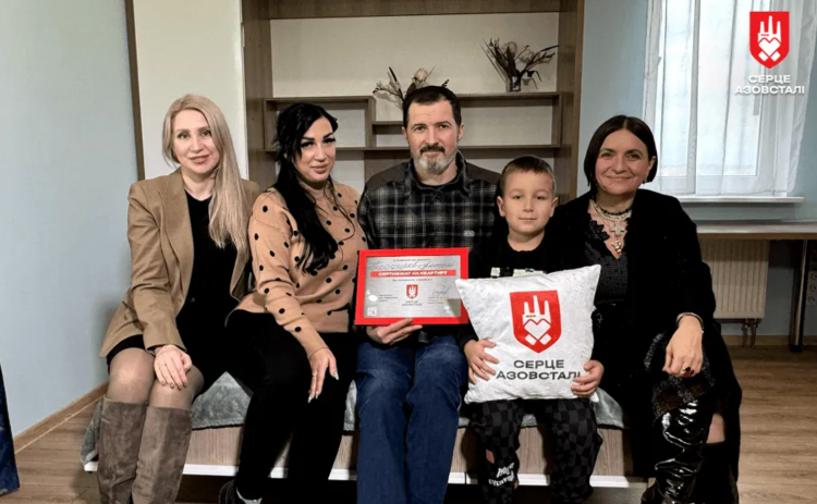 Шанс почати все спочатку: захисник Маріуполя Антон Трофімов отримав власну квартиру завдяки програмі «Серце Азовсталі»