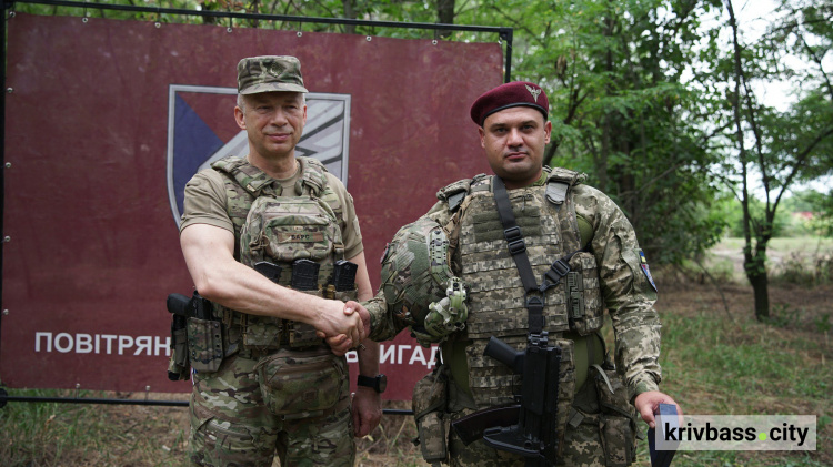 Фото 25-ї окремої повітрянодесантної Січеславської бригади 