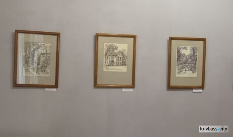 В Кривом Роге открылась выставка картин с изображениями истории города (ФОТО)