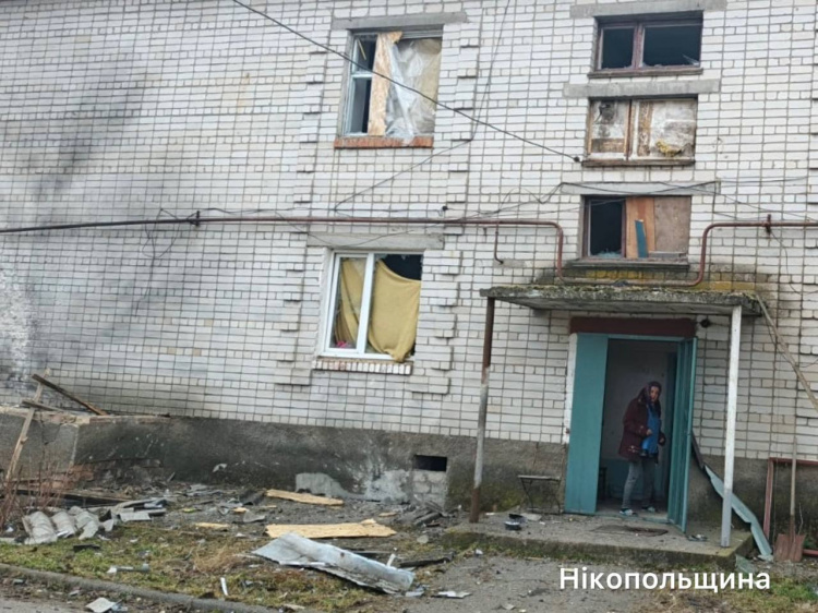 Наслідки російських обстрілів Дніпропетровщини - фото Микола Лукашук