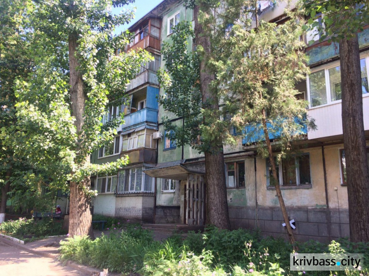 В Кривом Роге вырезали 24 крана горячей воды в подвале (ФОТО)