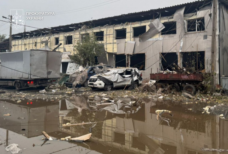 Кривий Ріг, наслідки ракетного удару 10 жовтня 2025 року - фото Прокуратура України