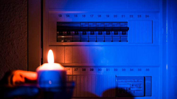 Планові відключення світла на Криворіжжі: дати січня та адреси