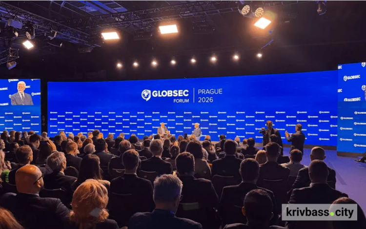 Європа уважно вивчає український досвід війни: про що говорили представники "Сталевого фронту" на GLOBSEC