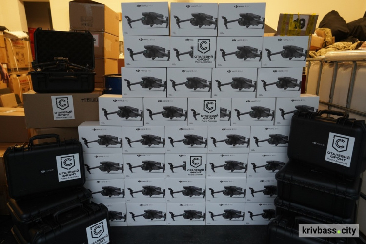 Безпілотники, РЕБ і зв’язок: нова партія допомоги від Сталевого Фронту Ріната Ахметова для 1-го корпусу «Азов»