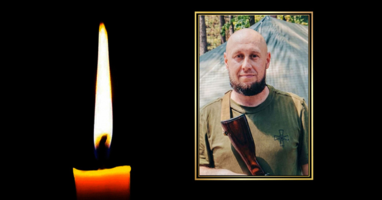 На Криворіжжі провели в останню путь полеглого Захисника Вадима Дронова