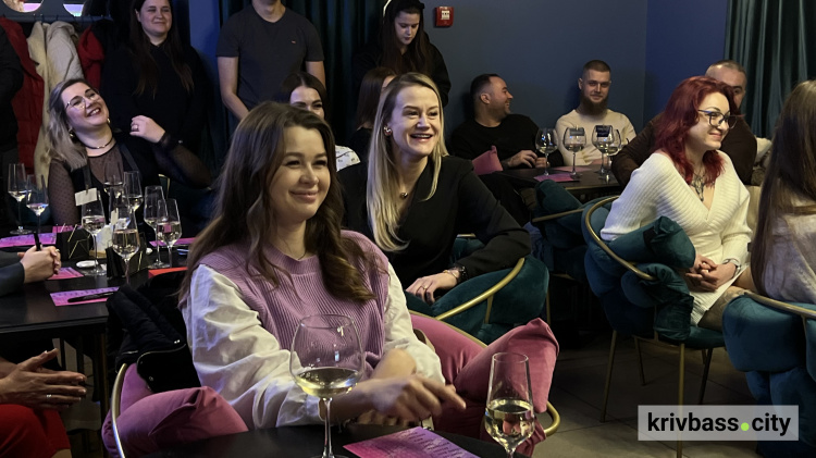 "Зламуємо коди стосунків": як пройшов тренінг LOVE-HACK для криворіжців