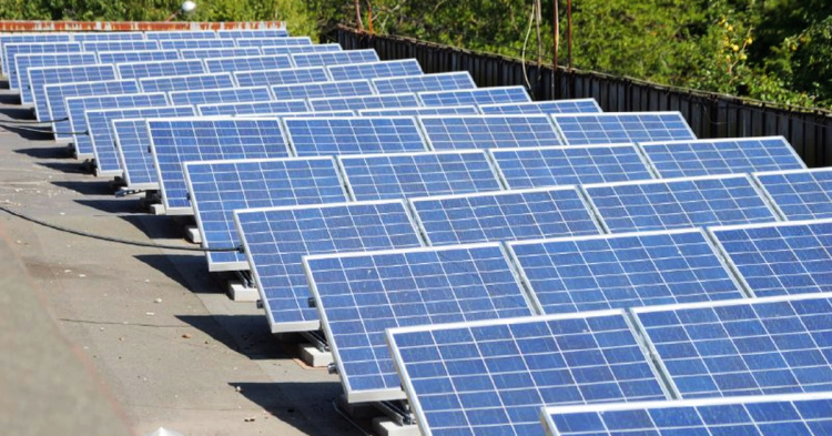 Сонячна електростанція - фото ілюстративне з відкритих джерел