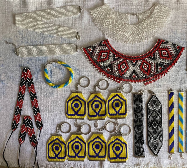 Не тільки руда: шахтарка з Кривого Рогу завоювала світ українським бісером